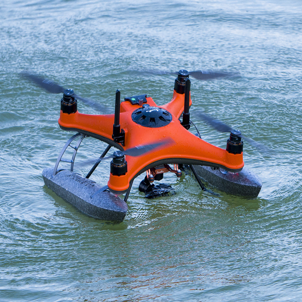 With the Boat kit, SplashDrone 4 slides on water like a boat.